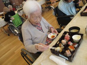 どれから、食べようかしら